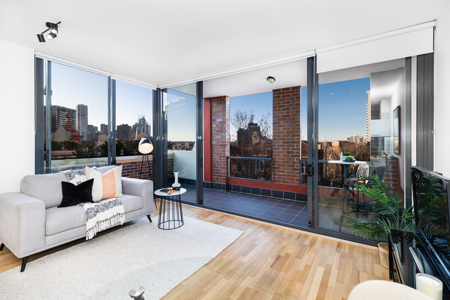 19/107 Oxford Street, Darlinghurst For Lease by The Gallery Real Estate - image 2