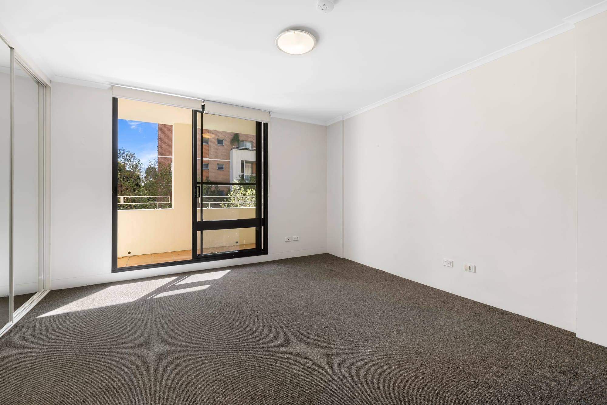H07/780 Bourke Street, Redfern Leased by The Gallery Real Estate - image 6