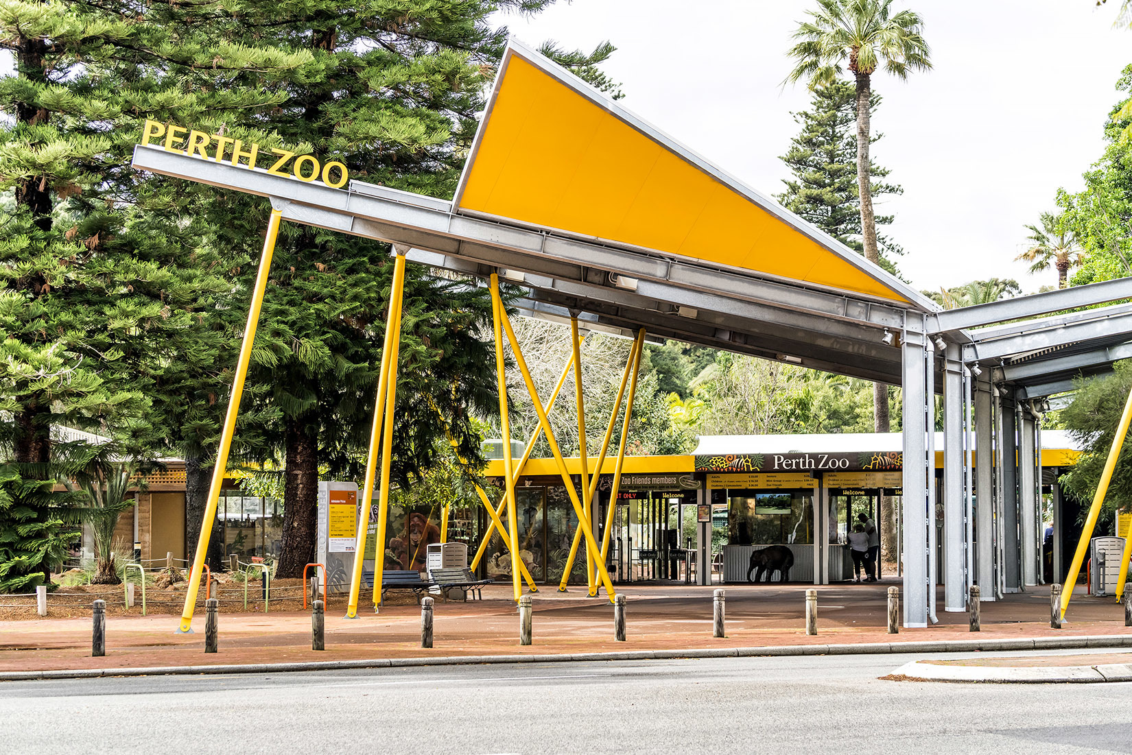 24 Leonora Street Como WA 6152