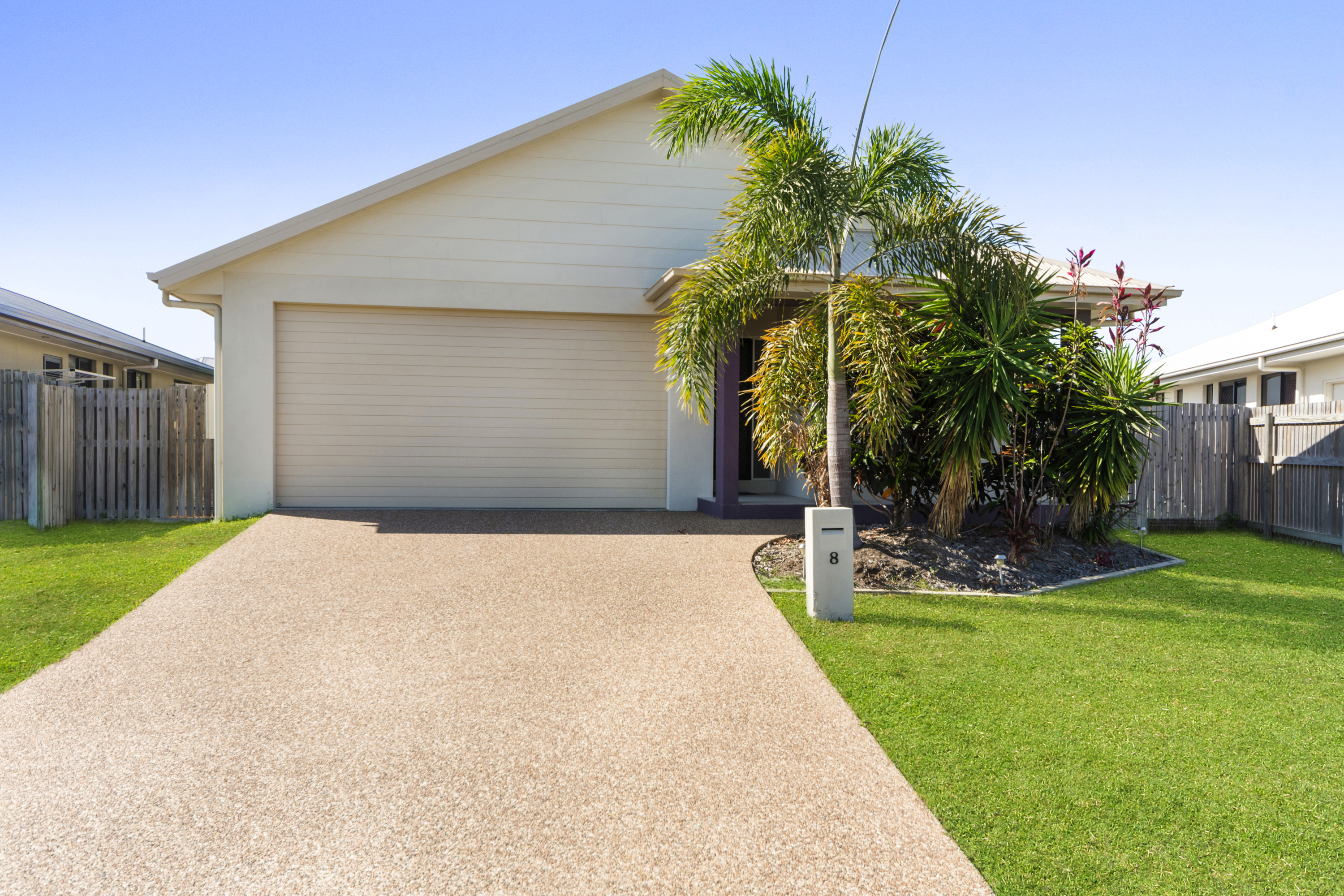 8 Kona Ct, BURDELL QLD 4818