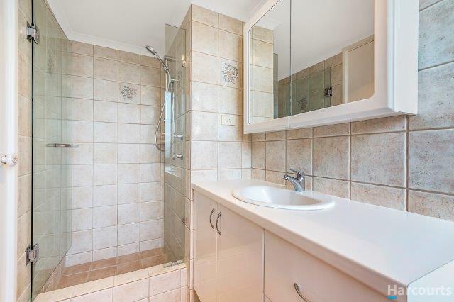 11 Grevillea Way Heathridge WA 6027
