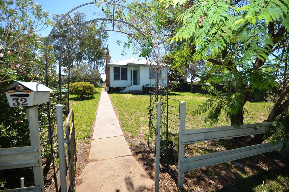 32 Wee Waa Street, BOGGABRI NSW 2382