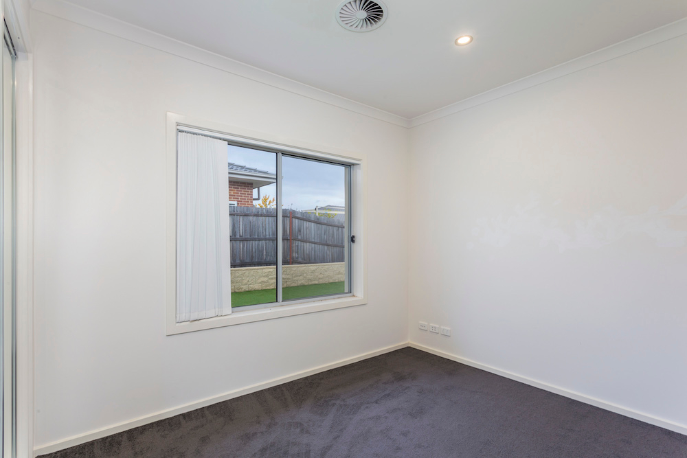 127 Samaria Street, Crace, photo 12