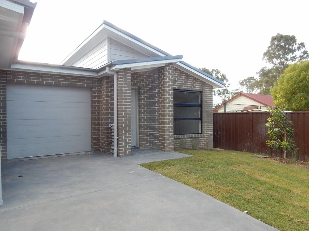 52A Junction  Road, LEUMEAH NSW 2560