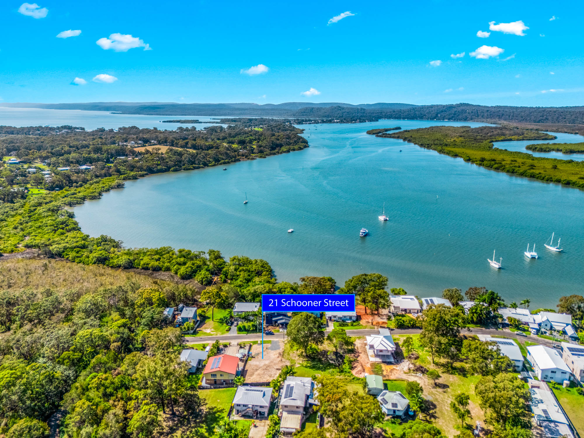 21 Schooner Street, RUSSELL ISLAND QLD 4184