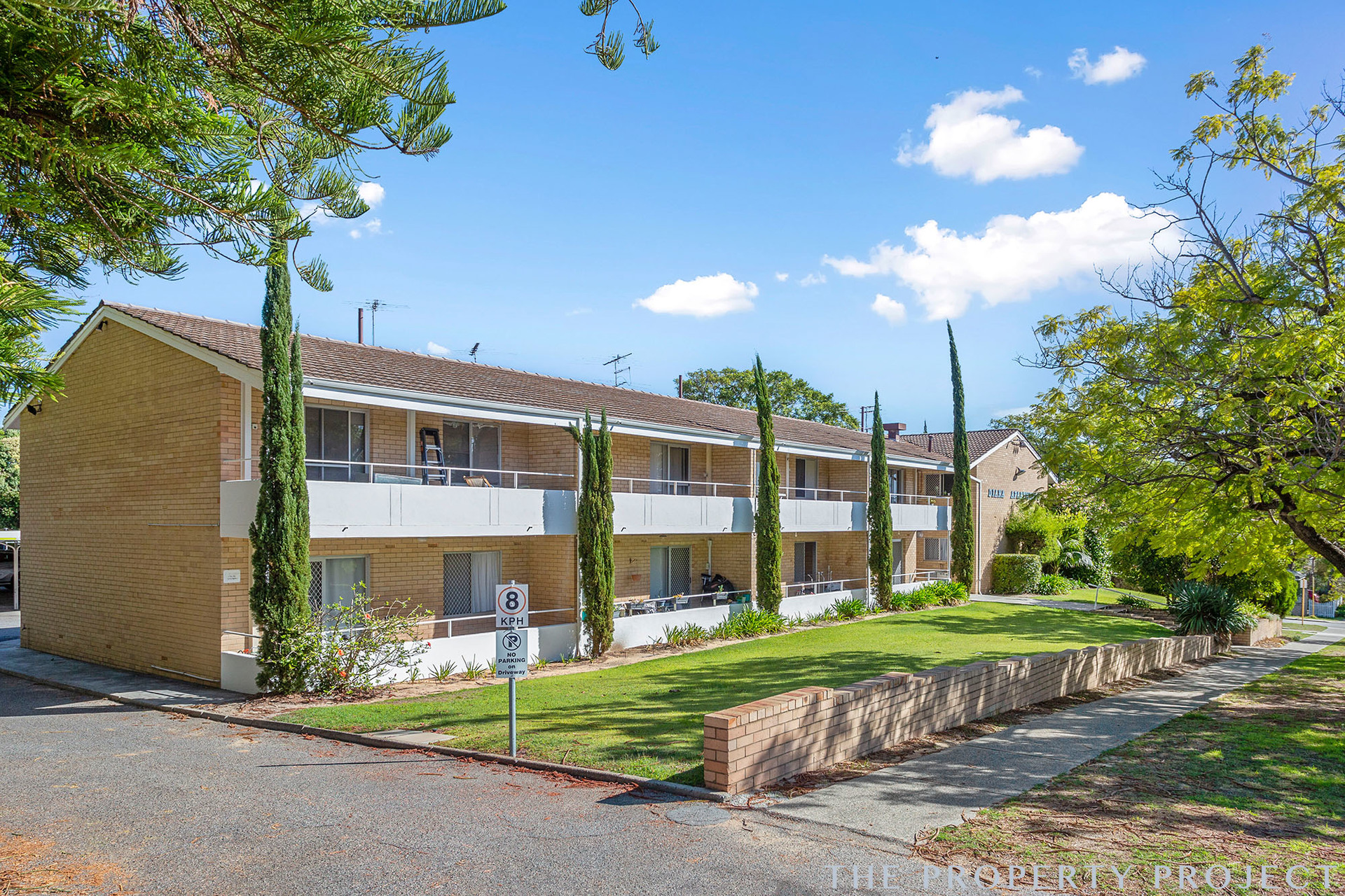 11 143 Edinboro Street Joondanna WA 6060