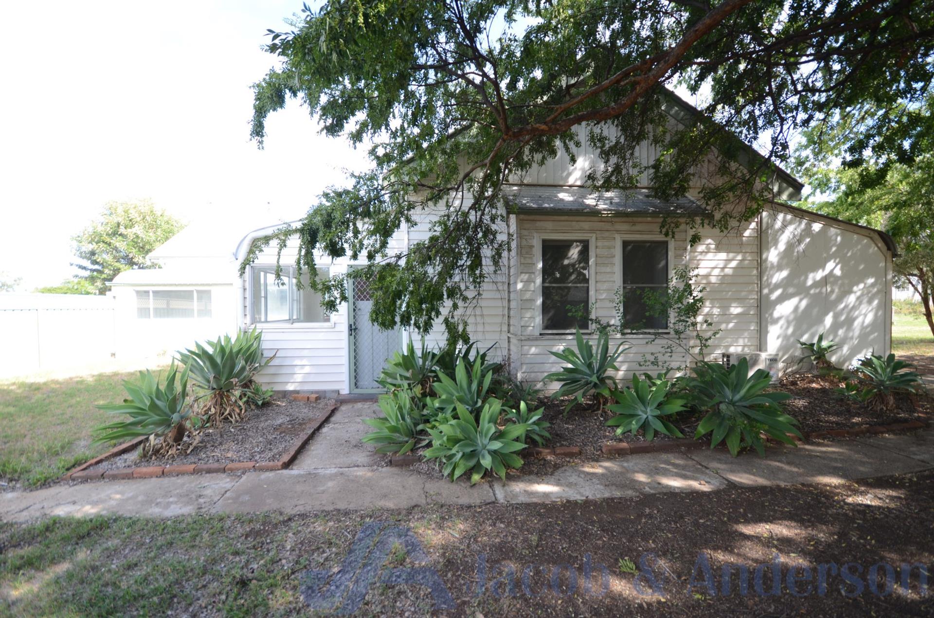 60 Wee Waa Street, BOGGABRI NSW 2382