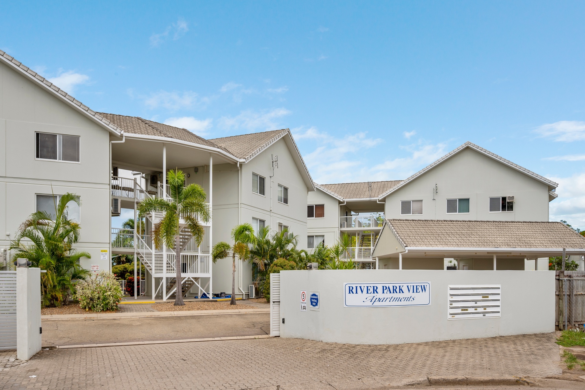 Unit 13 / 1 Hodel St, ROSSLEA QLD 4812