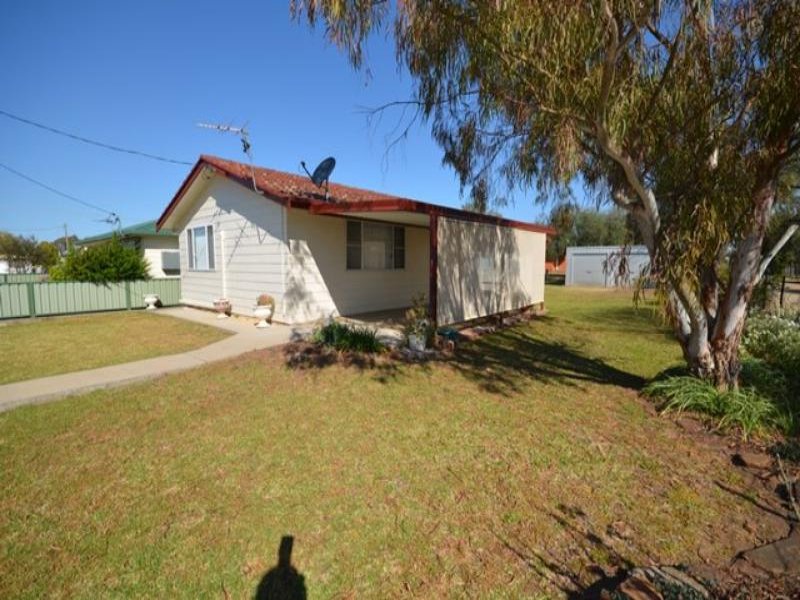 16 Caxton St, BOGGABRI NSW 2382