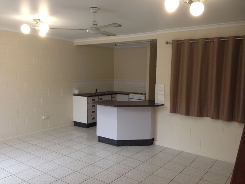 2 / 6 Pope Street, AITKENVALE QLD 4814