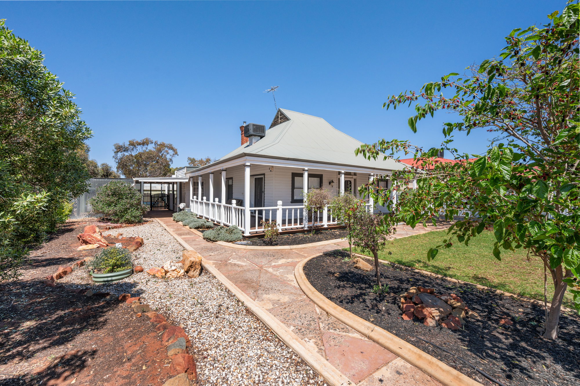 39 Addis Street, LAMINGTON WA 6430