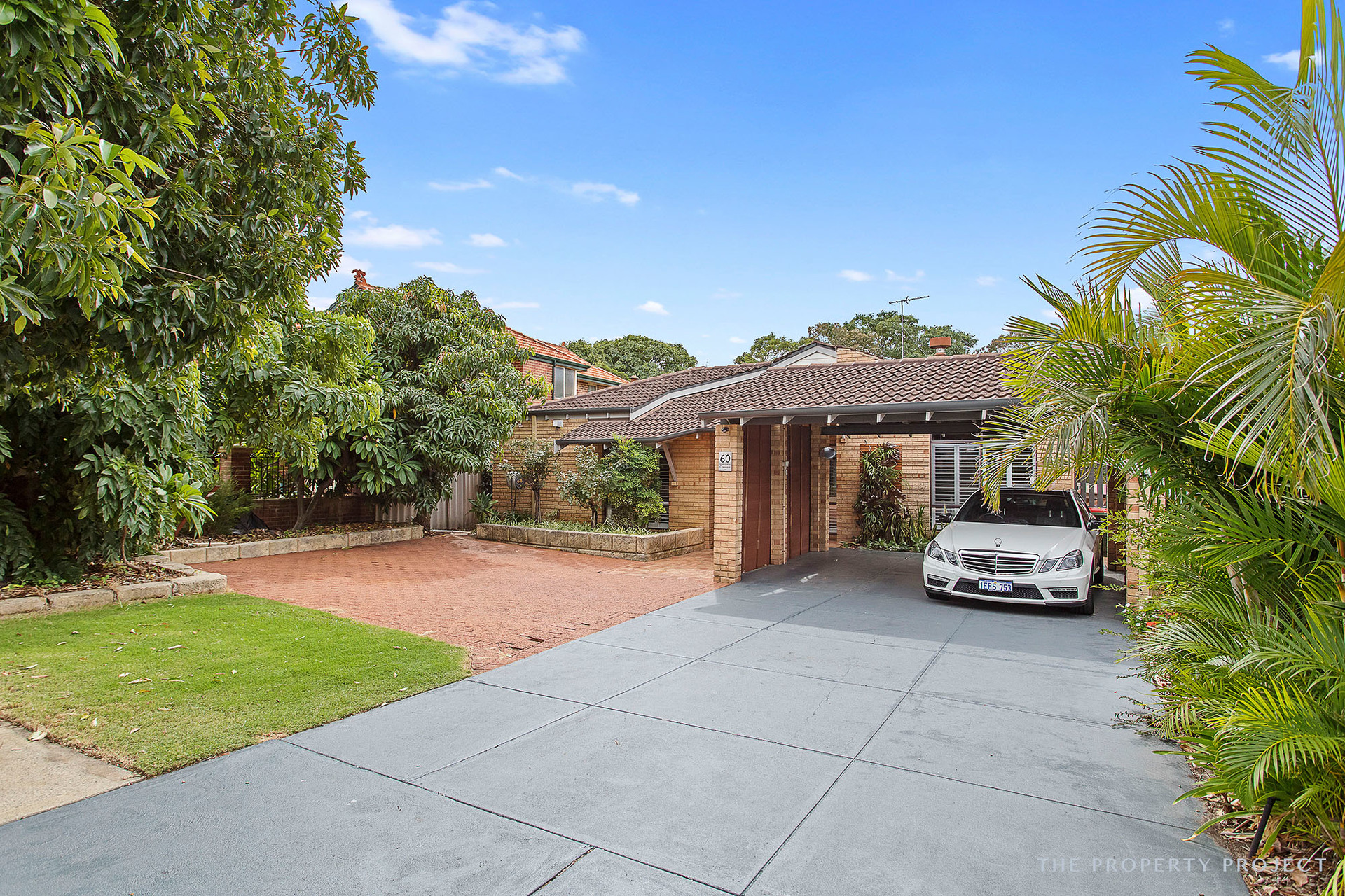 60 Inverness Crescent Menora WA 6050