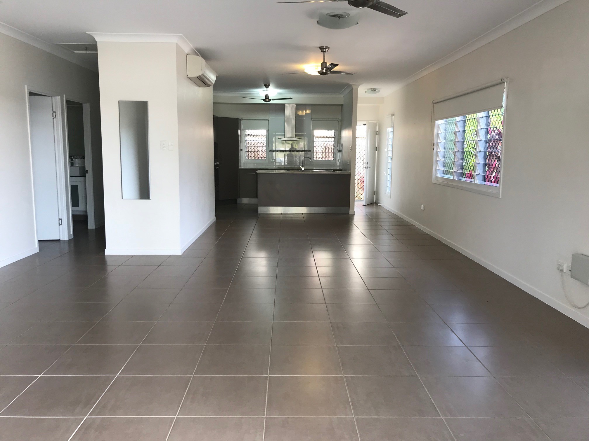 3 / 21 The Avenue St, HERMIT PARK QLD 4812