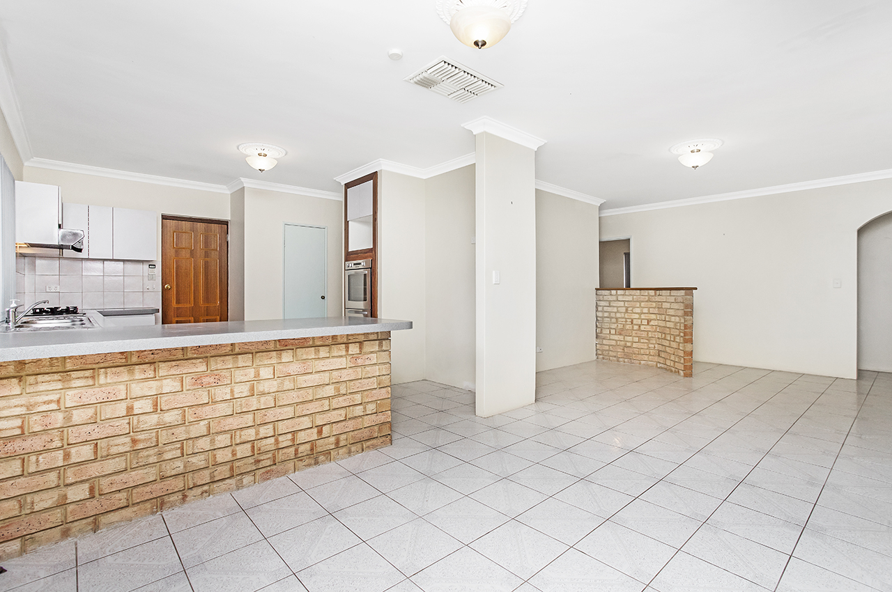 34 Yosemite Loop Ballajura WA 6066