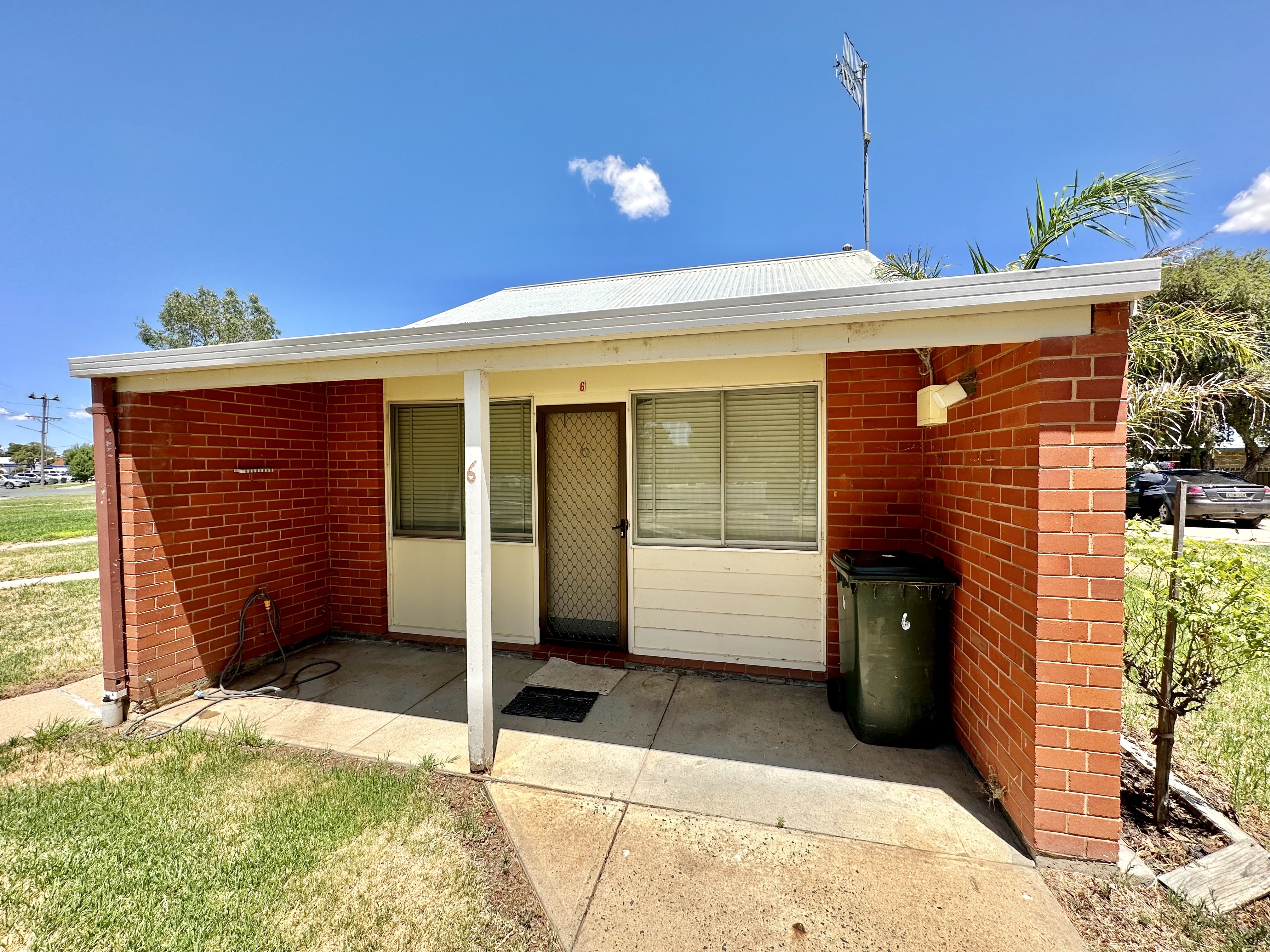 6 / 424 Poictiers Street, DENILIQUIN NSW 2710