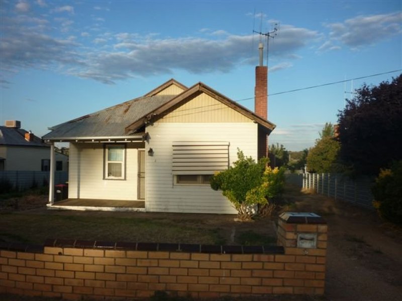 2 Kimberley Street, ST ARNAUD VIC 3478