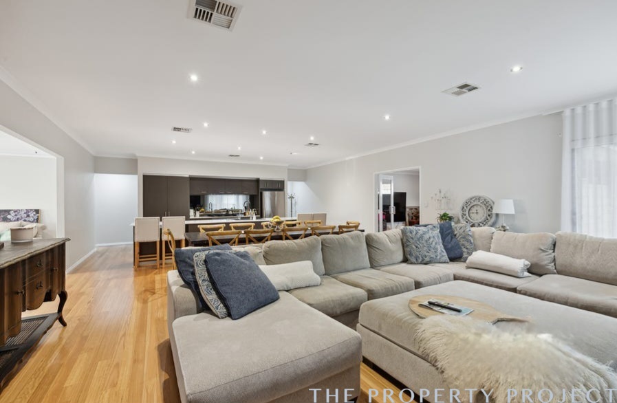 54 Wicklow Circle Darch WA 6065