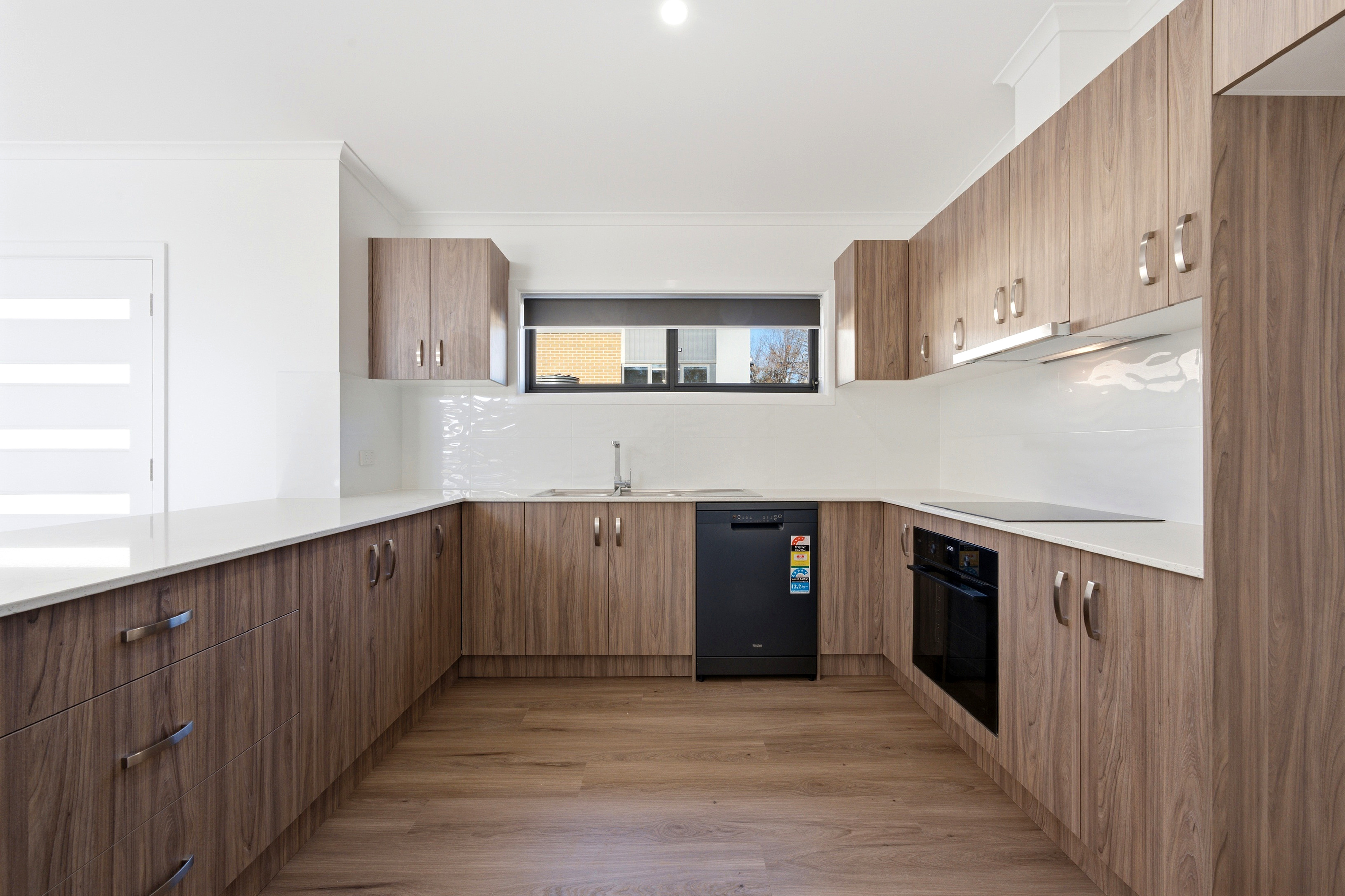 30 George Street, Oaks Estate, photo 10
