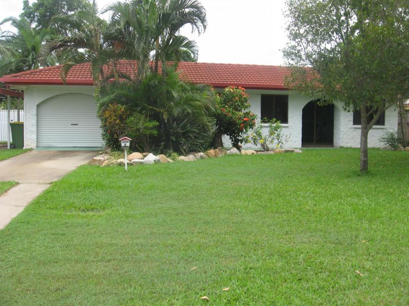 9 Marabou Drive, ANNANDALE QLD 4814