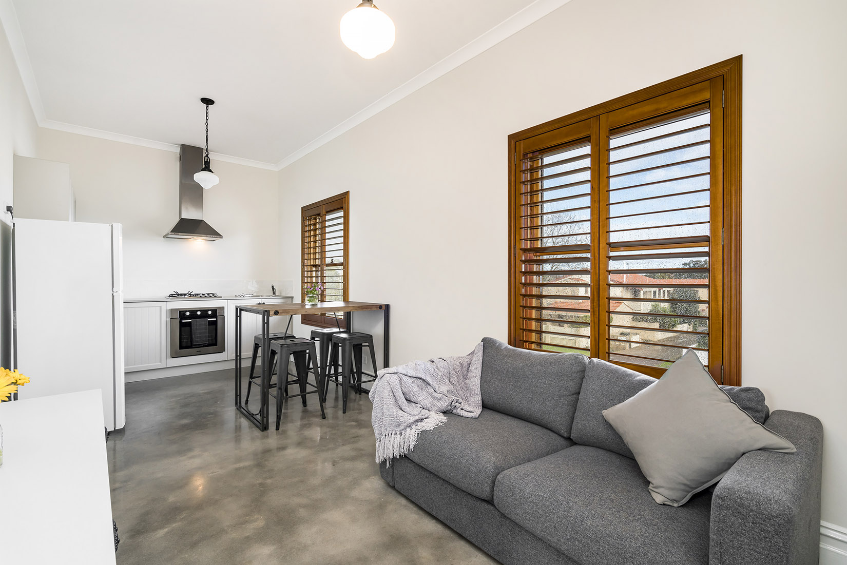 24 Leonora Street Como WA 6152