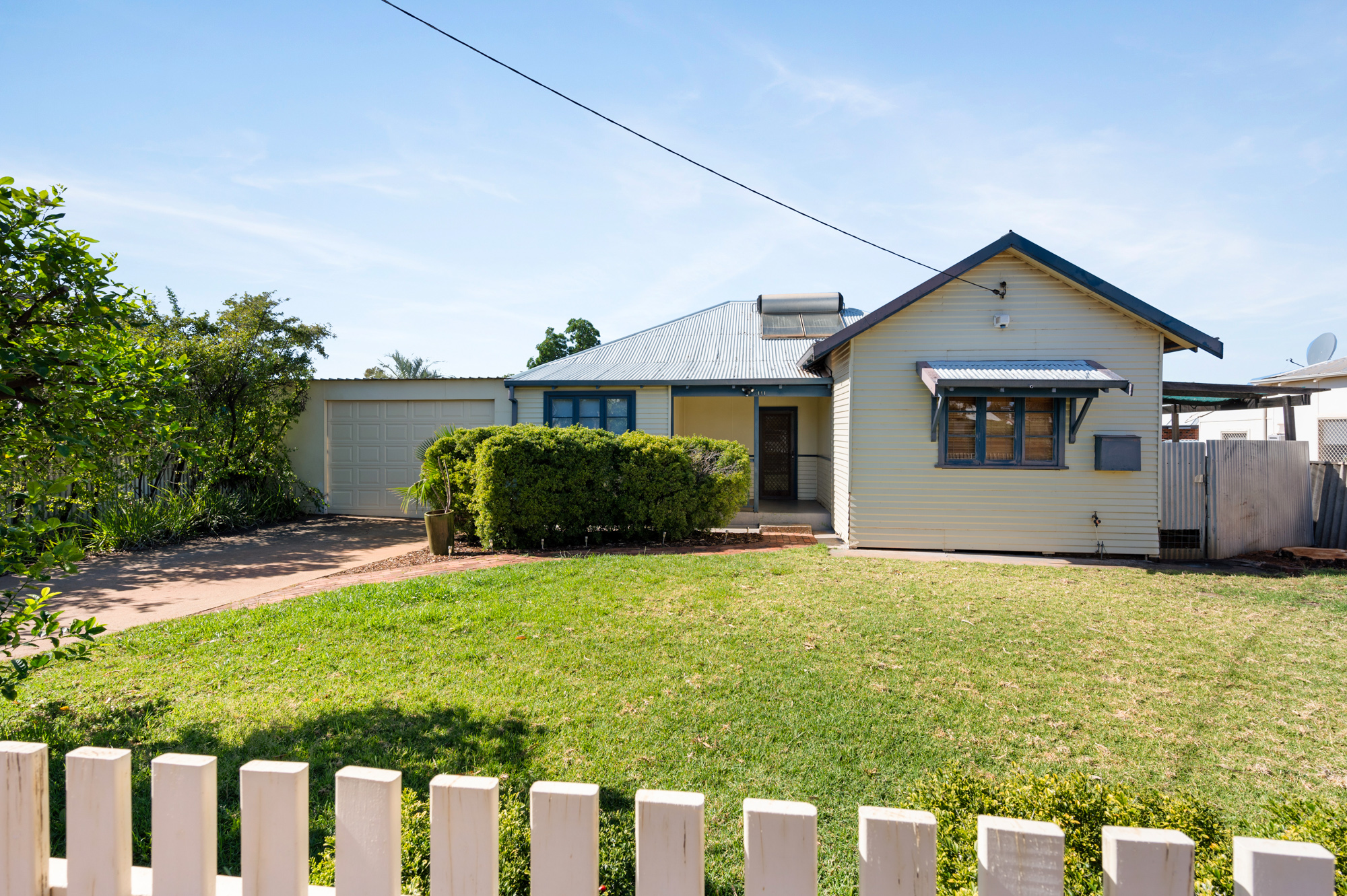 111 Campbell Street, LAMINGTON WA 6430