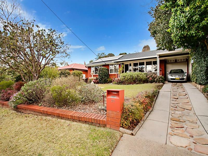 31 Richmond Cres, CAMPBELLTOWN NSW 2560