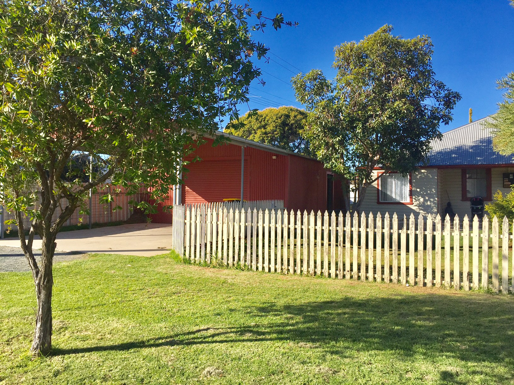 111 Pine Street, HAY NSW 2711