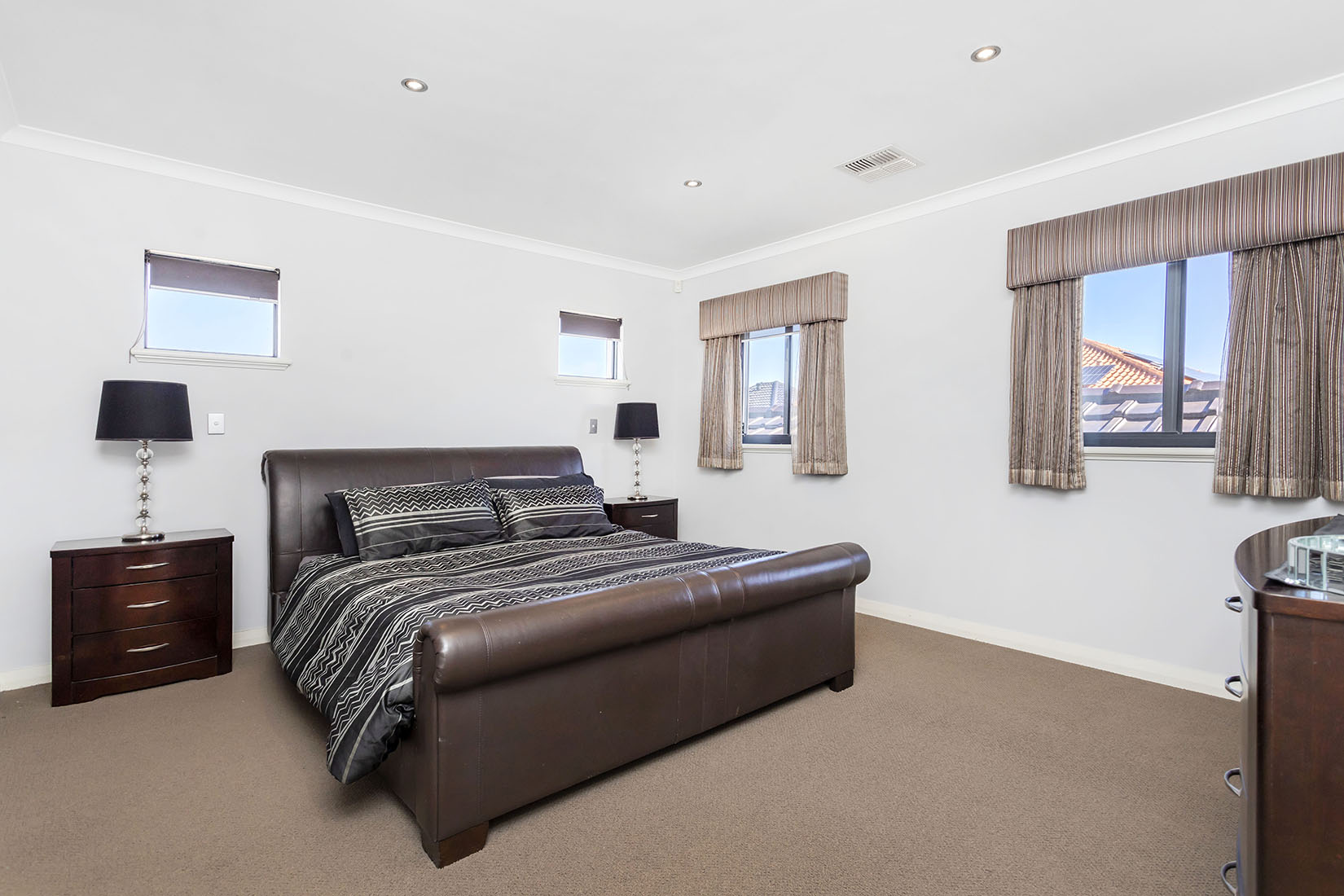 38 Honeymyrtle Turn Stirling WA 6021