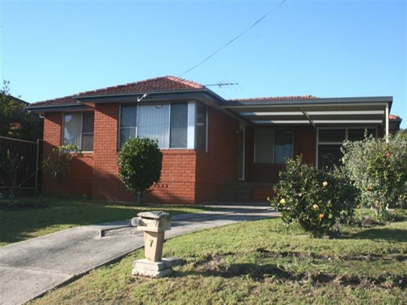 7 Scriven  Rd, LEUMEAH NSW 2560