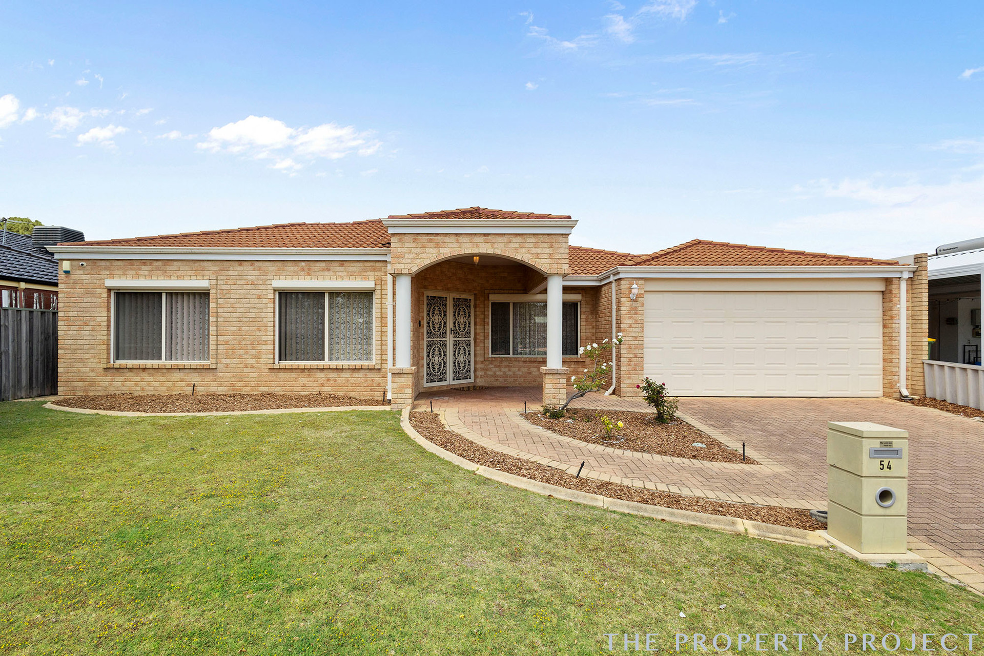 54 Woodhouse Circuit Canning Vale WA 6155