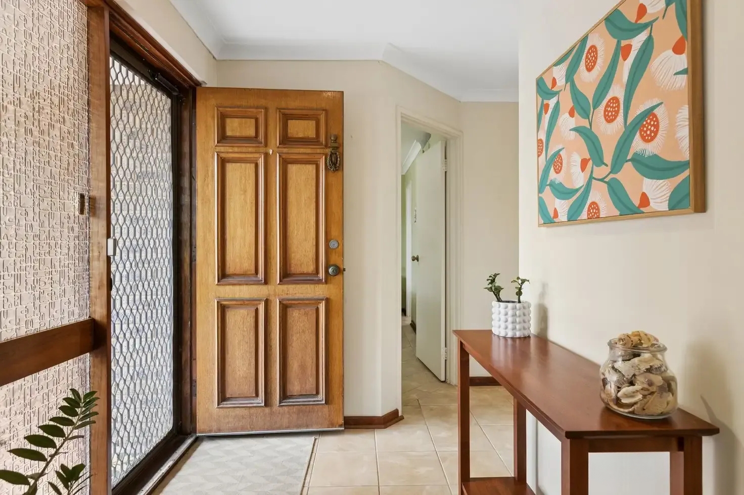 38 Bridgewater Dr Kallaroo WA 6025