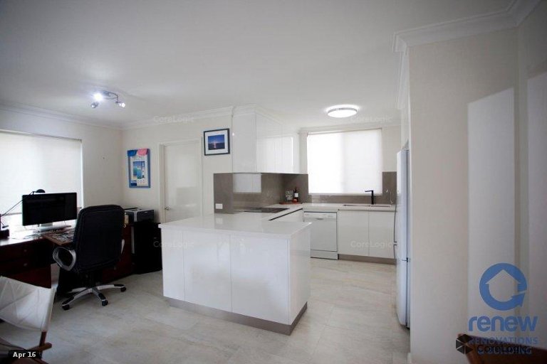 5 160 West Coast Drive Sorrento WA 6020