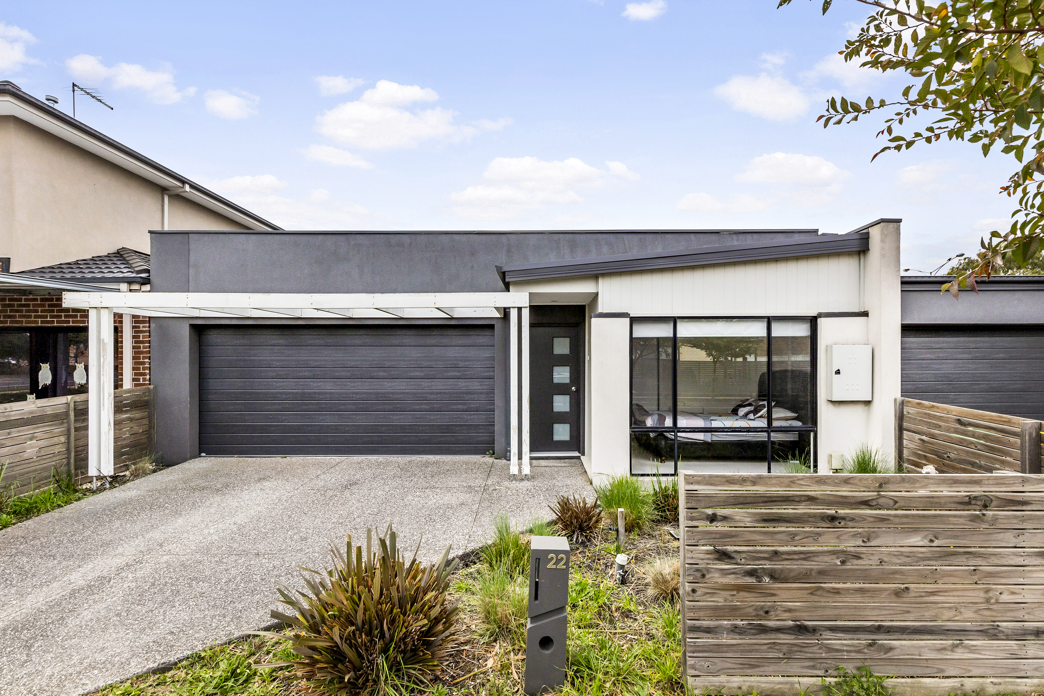 22 Oscar Circuit, ROXBURGH PARK VIC 3064