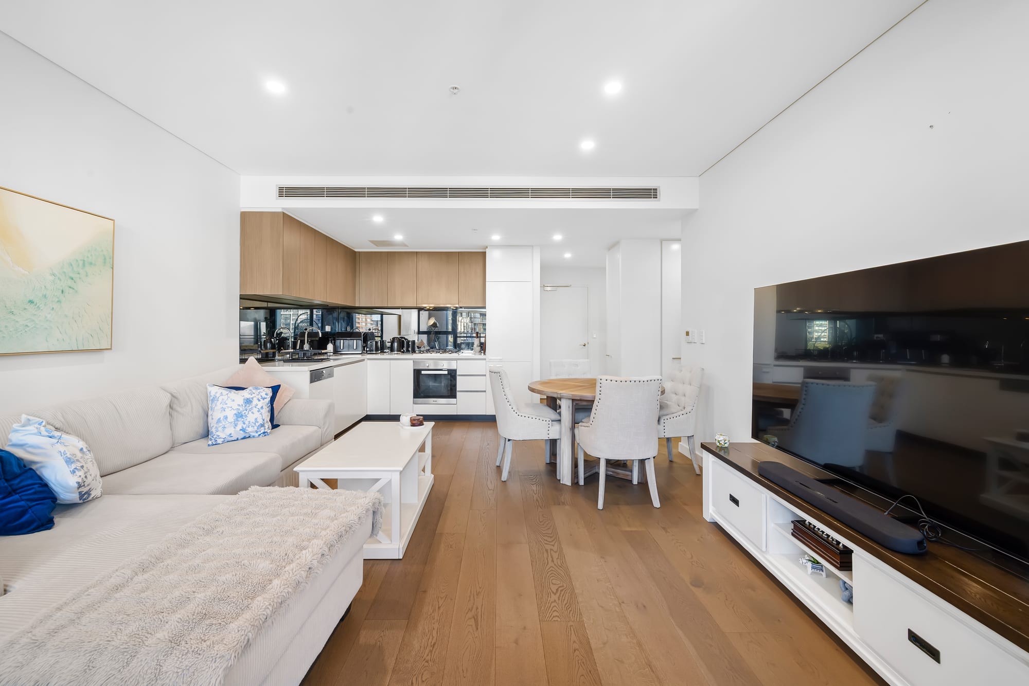 2512/6 Kingsborough Way, Zetland For Lease by The Gallery Real Estate - image 4