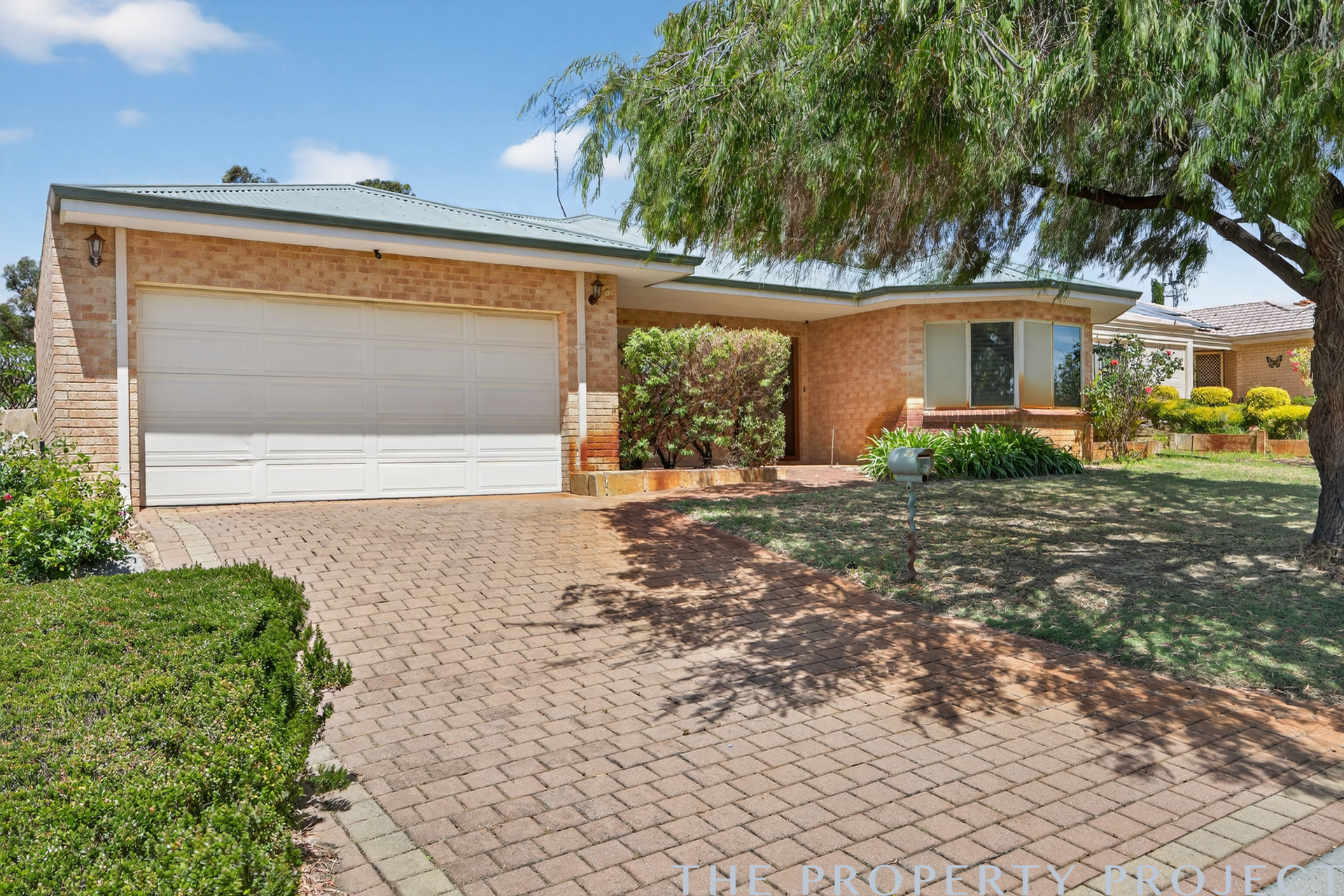 17 The Oval Madeley WA 6065