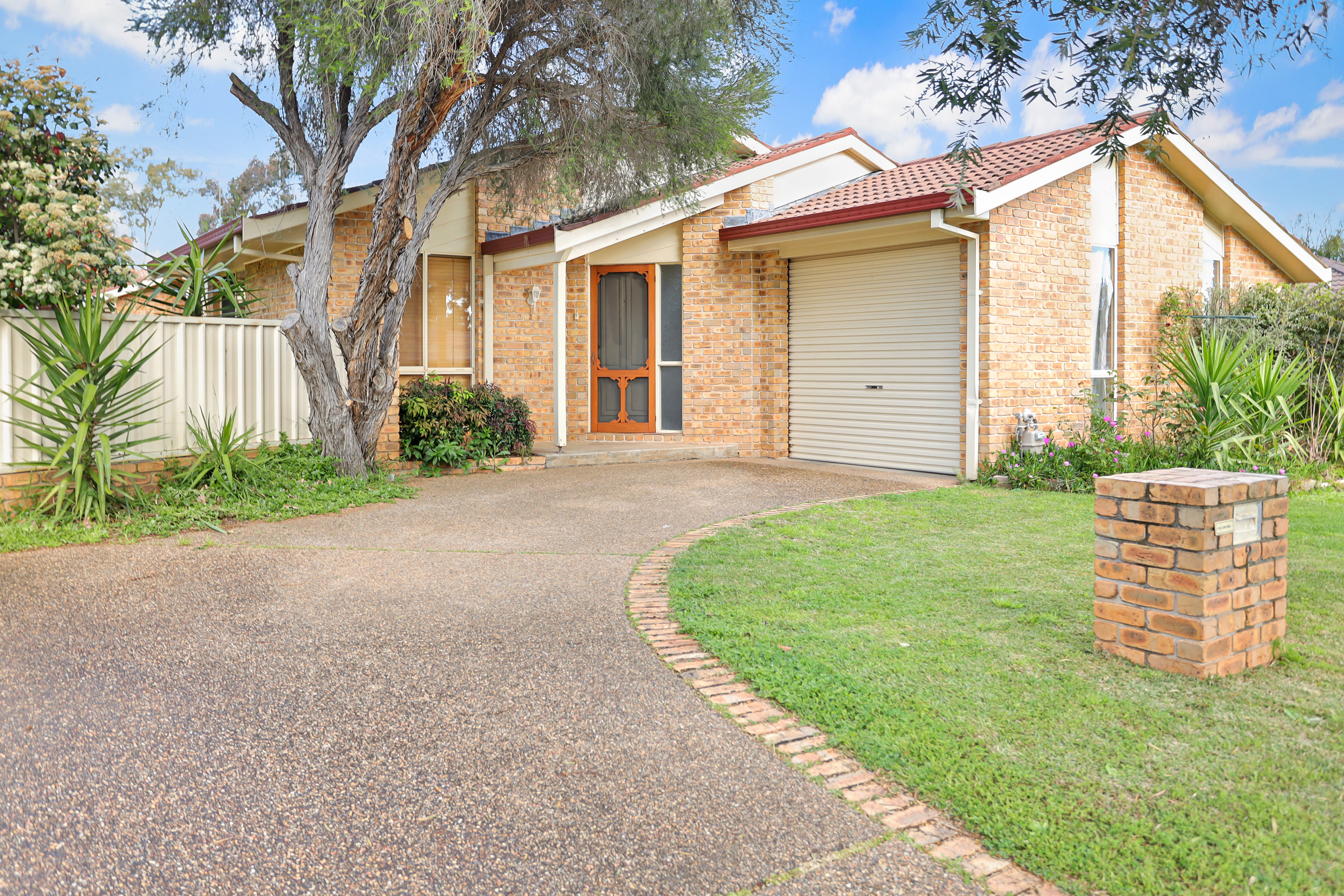 2 Coolabah Street, FORBES NSW 2871