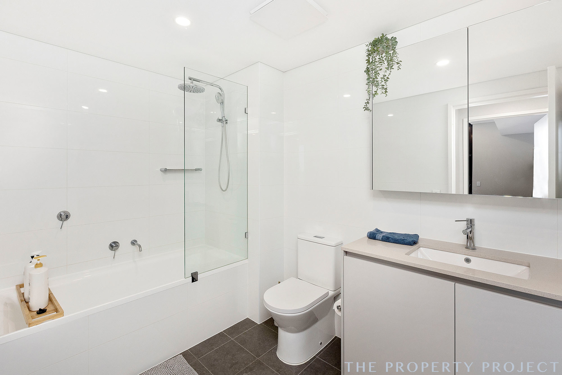 606 8 Henley Street Como WA 6152