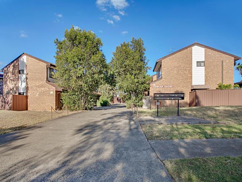 8 / 56 Adrian St, MACQUARIE FIELDS NSW 2564
