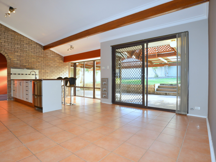 115 Moolanda Boulevard Kingsley WA 6026