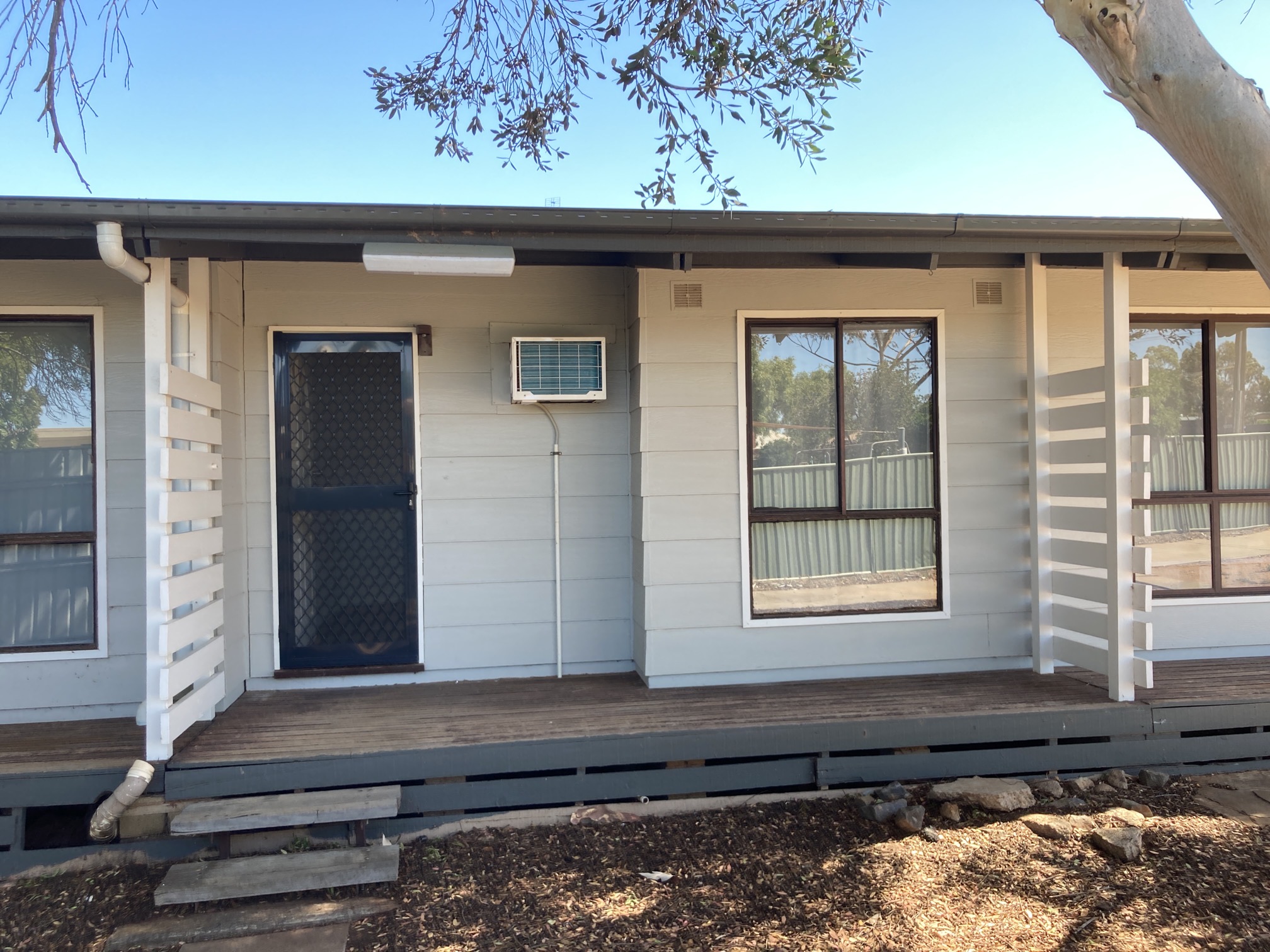 2 / 67 HIGH STREET, WYCHEPROOF VIC 3527