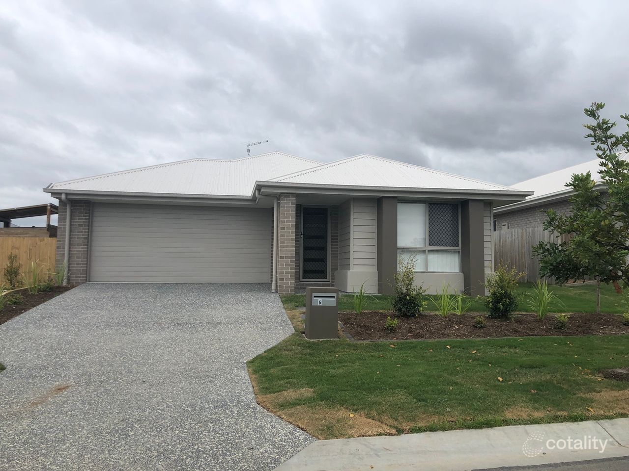 6 Dennis Street, WALLOON QLD 4306