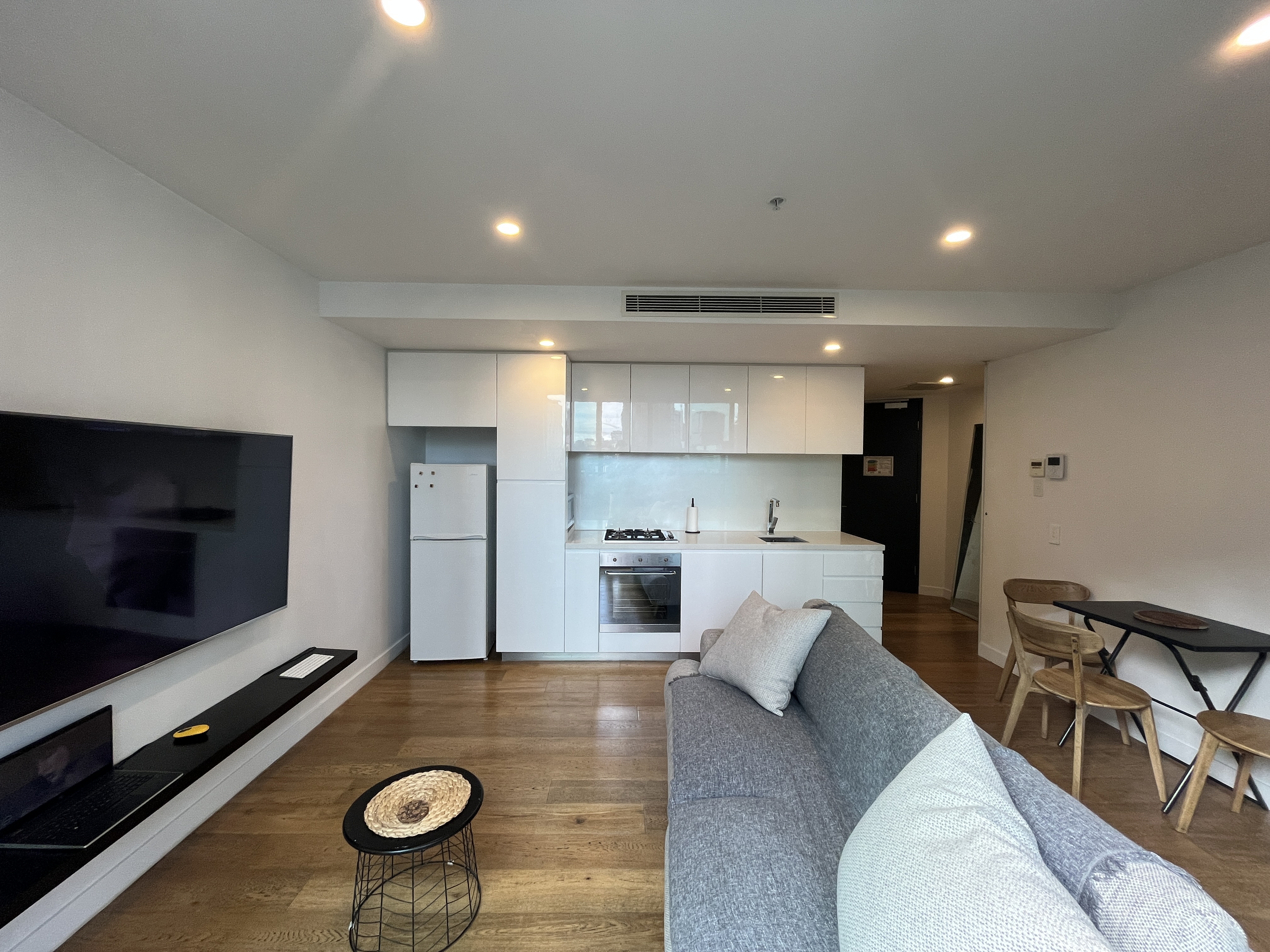 1003 / 42 Balston Street, SOUTHBANK VIC 3006