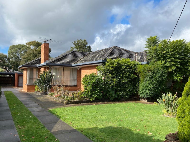 12 Brand Street, MOUNT WAVERLEY VIC 3149