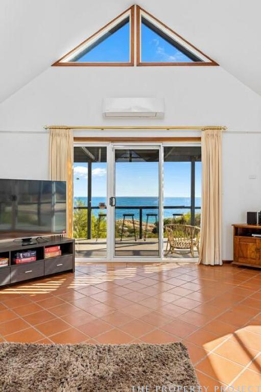 160 Ocean Drive Quinns Rocks WA 6030