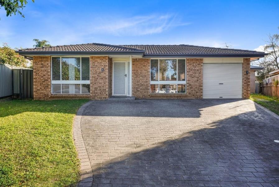 5 Sampson Place, ROSEMEADOW NSW 2560