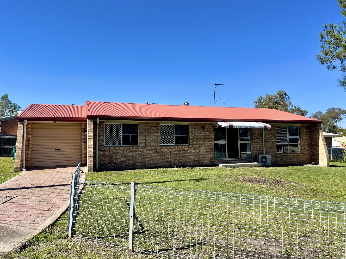 7 Urangan Street, TORQUAY QLD 4655
