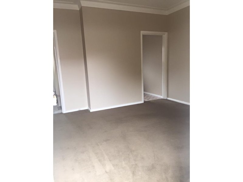 2 / 351 Poictiers Street, DENILIQUIN NSW 2710