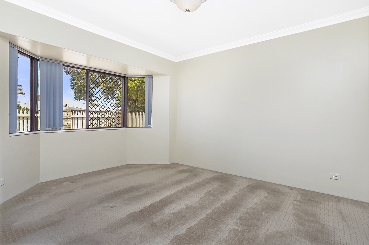 34 Yosemite Loop Ballajura WA 6066