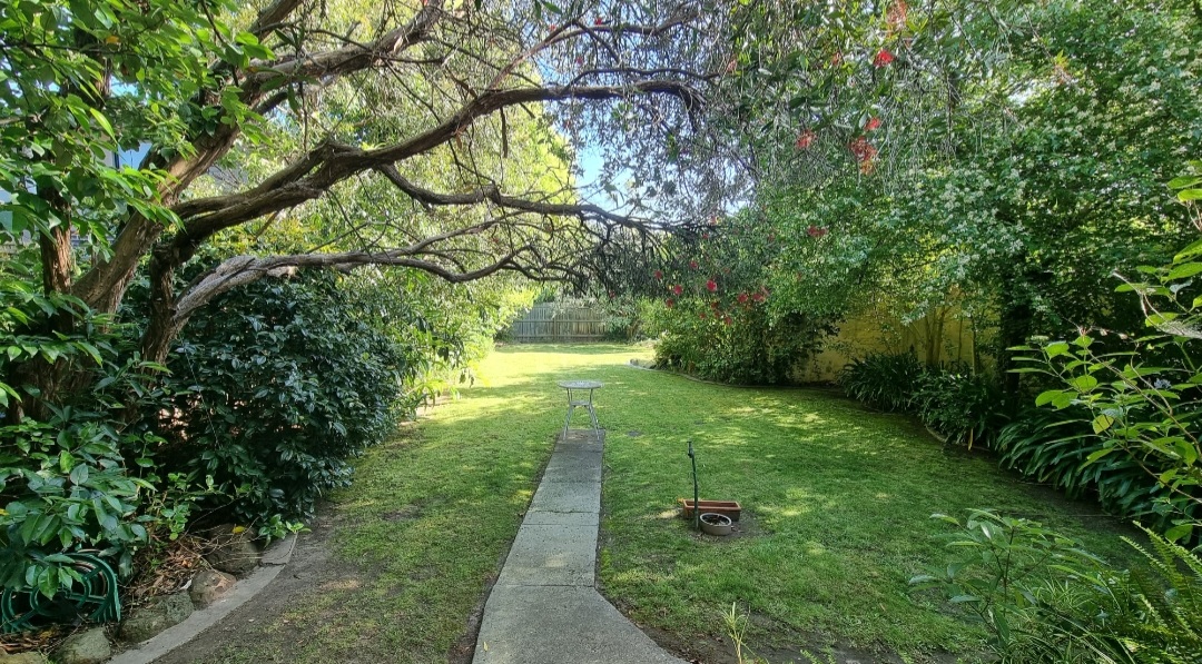 50 St Albans Street, MOUNT WAVERLEY VIC 3149