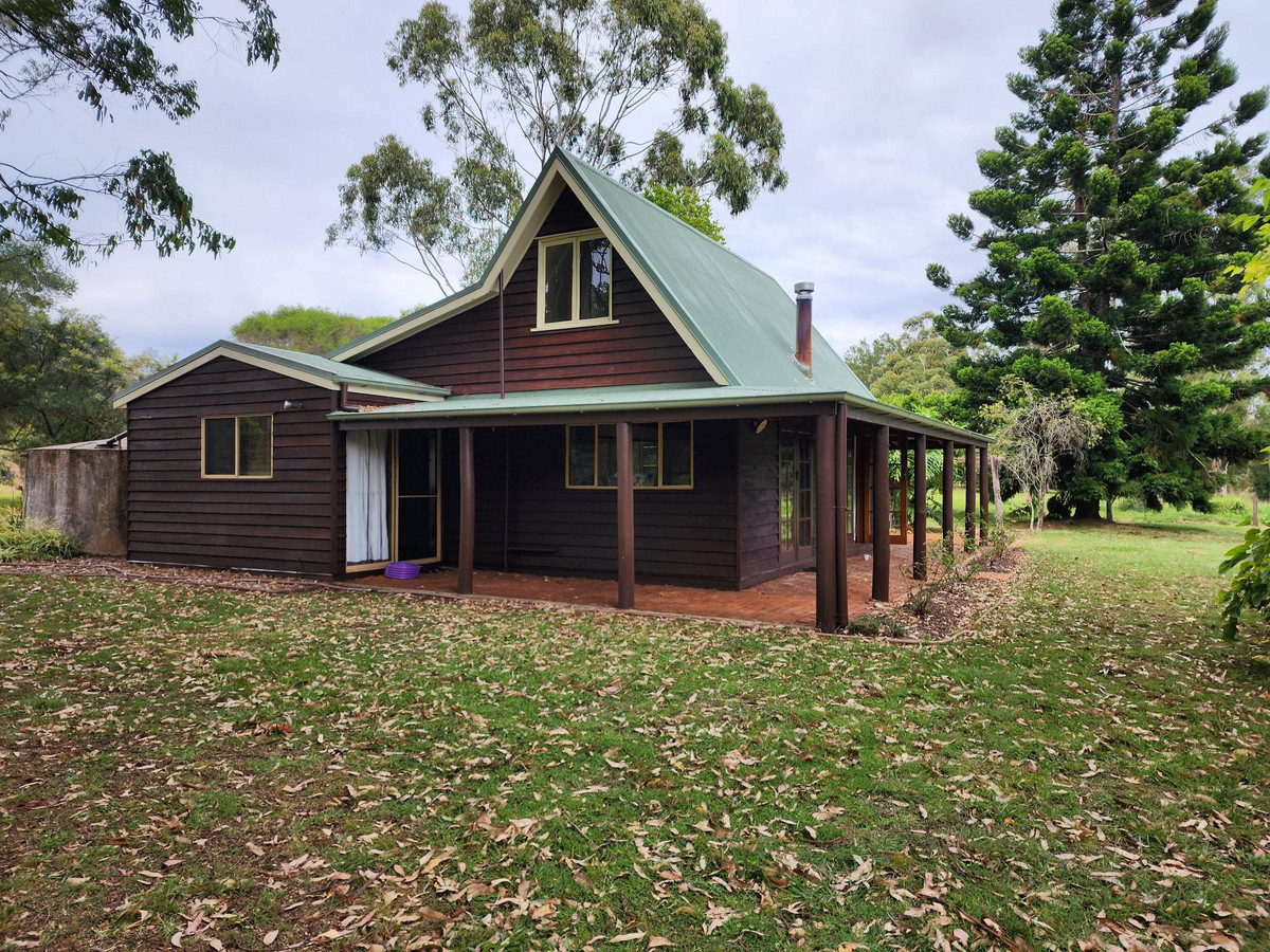 42 Costello Road, CABARLAH QLD 4352